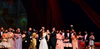 Mersin Devlet Opera ve Balesi 'La Traviata' operasını sanatseverlerle buluşturdu