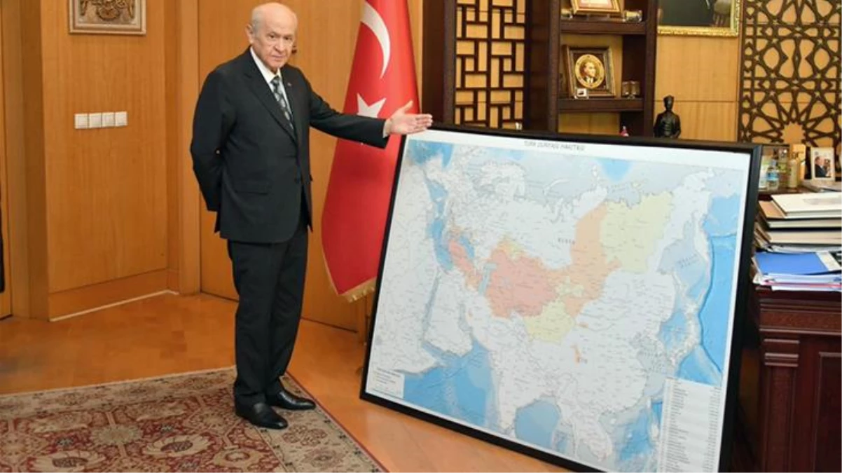 Devlet Bahçeli'nin özel olarak çizdirdiği Türk Dünyası haritası, Rusya'da gündem oldu