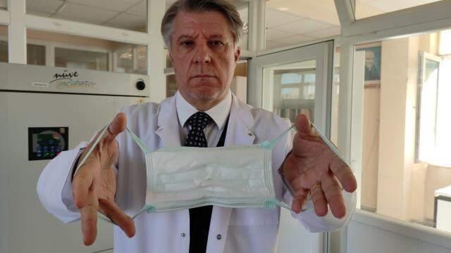 Profesör, 2 saatten fazla kullanılan maskeyi inceledi: Gördüğüm manzara korkunç Profesör, 2 saatten fazla kullanılan maskeyi inceledi: Gördüğüm manzara korkunç