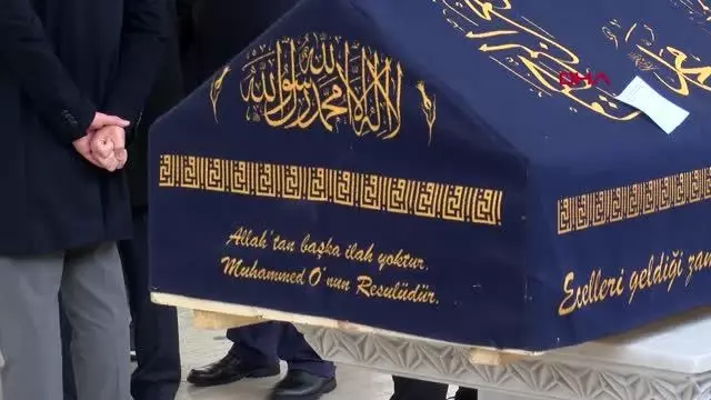AK Parti Milletvekili Mustafa Demir'in babası Mehmet Hanefi Demir son yolculuğuna uğurlanıyor