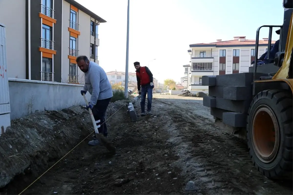 Alt yapı ve üst yapı çalışmalarımız devam ediyor