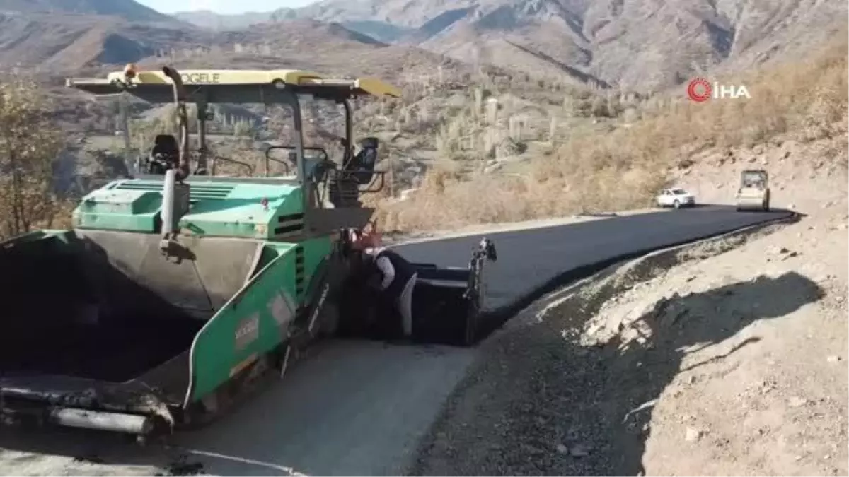 Beytüşşebap'ta tozlu yollar tarihe karışıyor