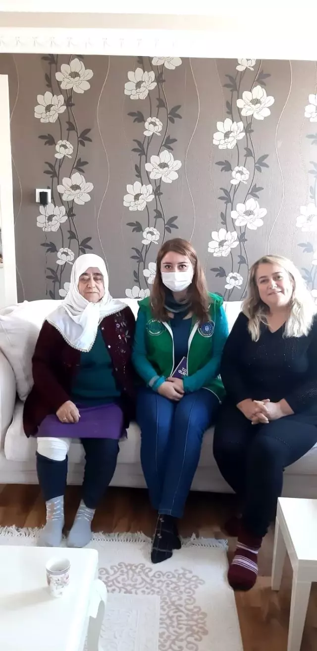 Son dakika haberi... Bursa'da gönüllülerden şehit ve gazi yakınlarına ziyaret