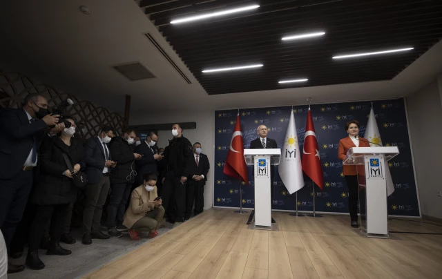 CHP Genel Lideri Kılıçdaroğlu, UYGUN Parti Genel Lideri Akşener'i ziyaret etti