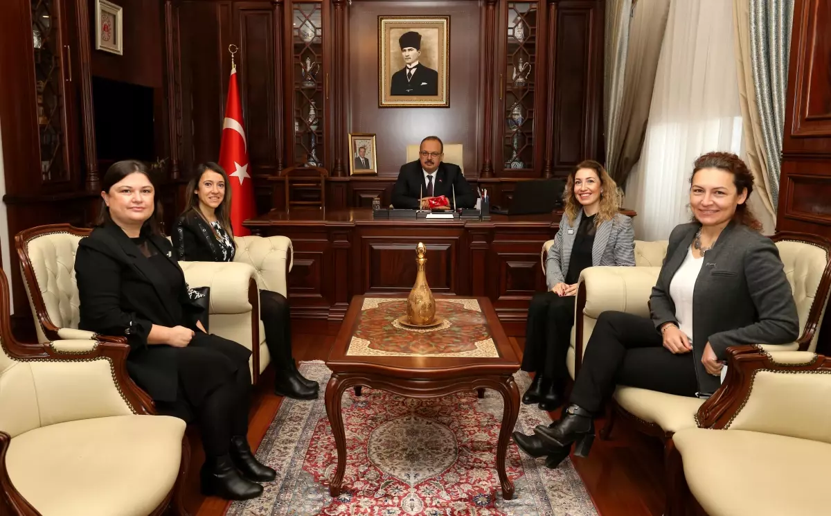Doğa Koleji'nden Vali Canbolat'a Ziyaret