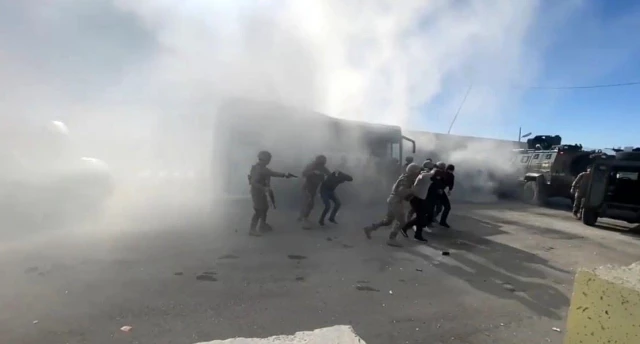 Son dakika haberi... Erzincan özel harekât polisinden nefes kesen tatbikat