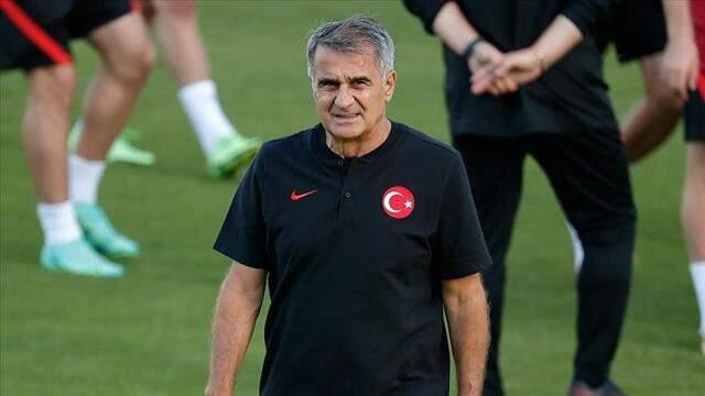 Hakan'dan Şenol Güneş'e üstü kapalı gönderme! Yükselişin sırrını verdi