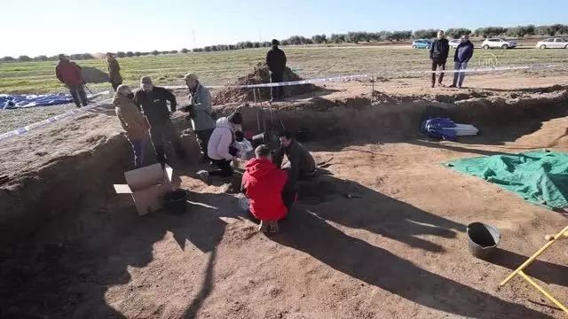 İspanya'da iç savaş döneminden kalma bir toplu mezar 85 yıl sonra açıldı