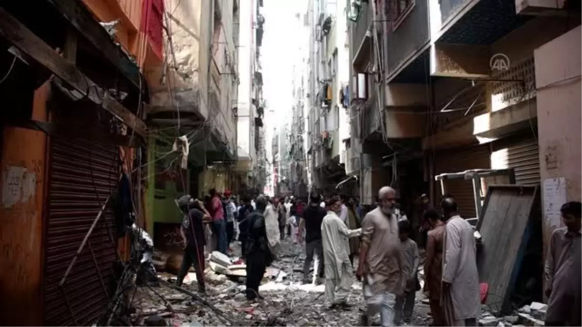 Karaçi'de patlama: 1 ölü, 6 yaralı