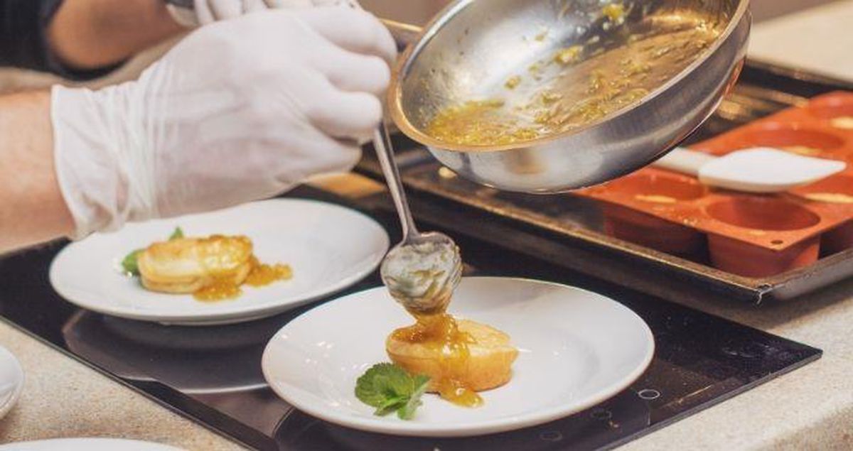 Papanaşi nedir? Papanaşi tarifi! Masterchef Balkan Romanya yemekleri! Papanaşi nasıl yapılır, malzemeleri nedir?