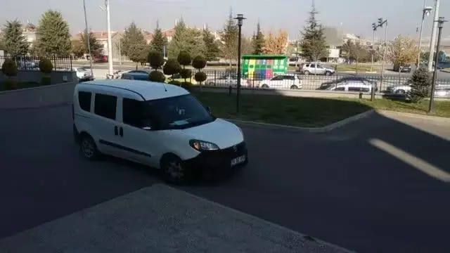 Tartıştığı kişiyi silahla yaralayan kadın, adliyeye sevk edildi