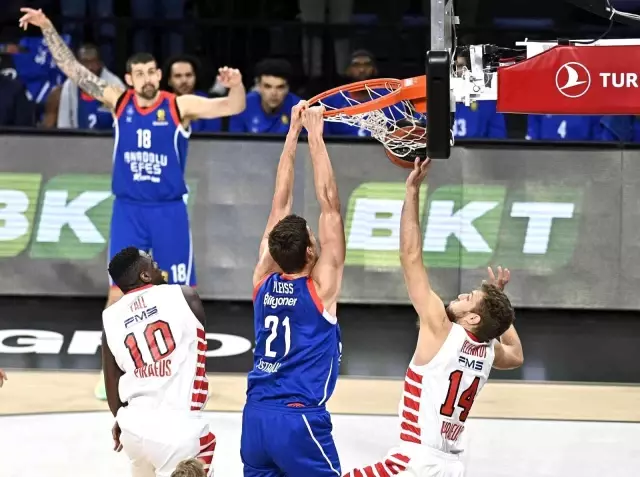 THY Euroleague: Anadolu Efes: 88 - Olympiacos: 69
