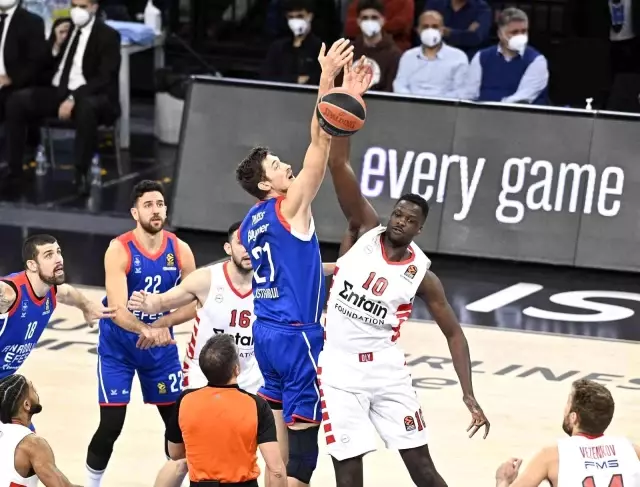 THY Euroleague: Anadolu Efes: 88 - Olympiacos: 69