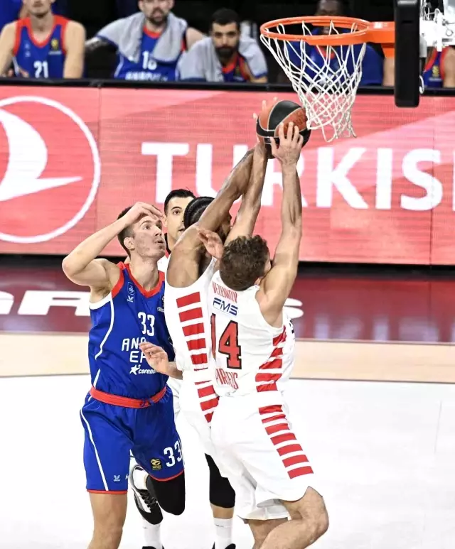 THY Euroleague: Anadolu Efes: 88 - Olympiacos: 69