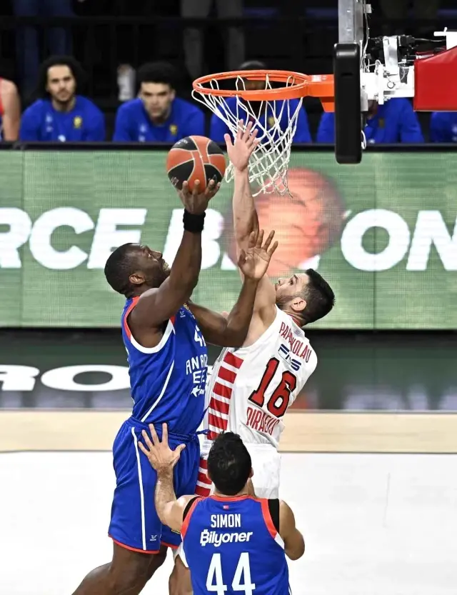THY Euroleague: Anadolu Efes: 88 - Olympiacos: 69