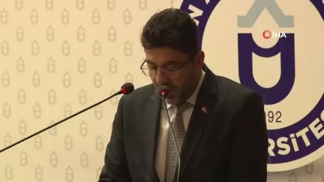 ADÜ'lü öğrencilere seslenen Malkoç: 2023 Türkiye'sinin yöneticileri olacaksınız