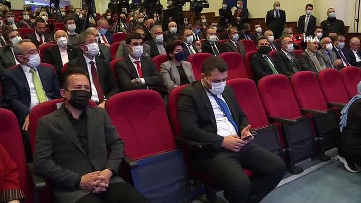 Bakan Varank: 'Mesleki Eğitim Merkezlerini OSB'ler içerisinde konumlandırarak eğitimle sanayi arasındaki koordinasyonu daha yakından temin etmiş...