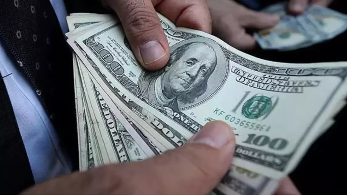 9-10 derken 11 TL sınırına dayandı! Faiz kararı öncesi dolar, euro ve altından yeni rekor