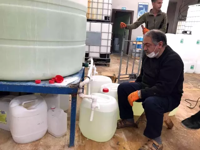 Elazığ'da fabrika gibi okul: Hijyen malzemesi üreterek 3 milyon lira ciro ulaşıldı