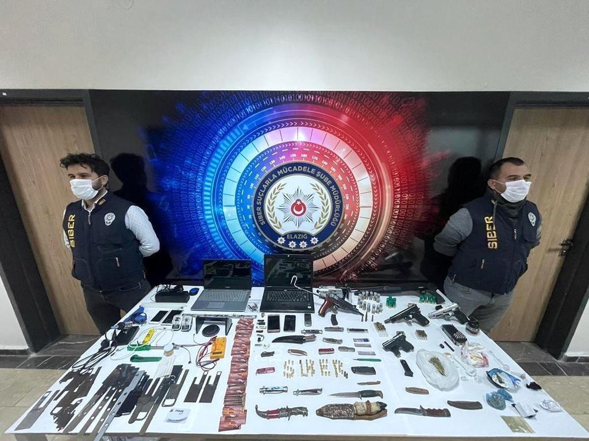 Son dakika... Elazığ merkezli 4 ilde kart kopyalama çetesine operasyon: 2 tutuklama