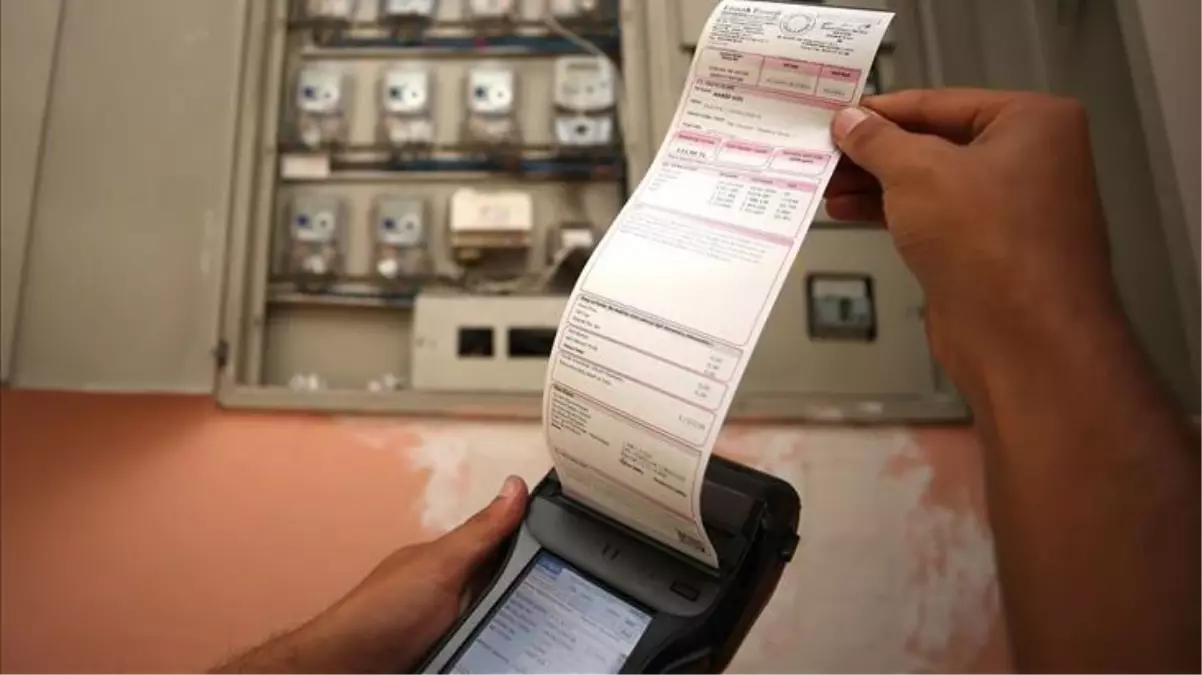 Elektrikte yeni dönem başlıyor! Dar gelirlilerin zamlardan etkilenmemesi için faturalarda kademeli tarife modeline geçiliyor