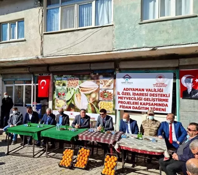 Gölbaşı'nda Hurma fidanı dağıtıdı