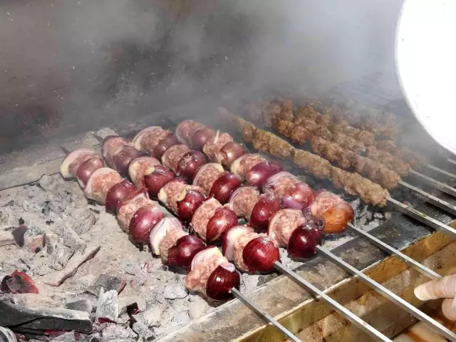 Kış aylarının vazgeçilmez lezzeti: Soğan Kebabı