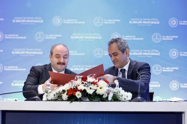 Sanayi ve Teknoloji Bakanlığı ile MEB arasında mesleki ve teknik eğitimde iş birliği