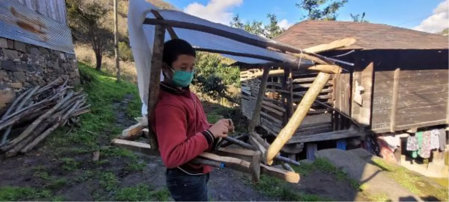 'TAŞ DEVRİ ARABASI' İLE ENGELLERİ AŞIYOR