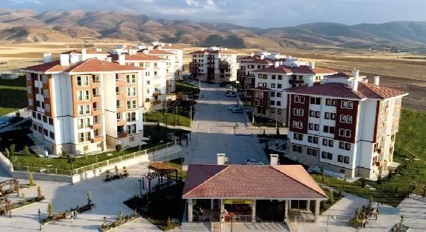 TOKİ'DEN 117 BİN LİRADAN BAŞLAYAN FİYATLARLA KURALI KONUT SATIŞI; BAŞVURULAR BAŞLADI