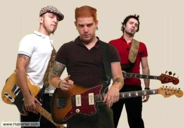 Athena grubu kimlerden oluşur? Athena Gökhan'ın ikiz kardeşi kimdir? Athena Hakan Özoğuz kimdir, kaç yaşında?