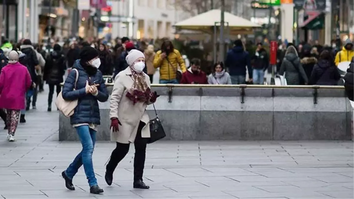 Korona vakalarının arttığı Avusturya'da, 20 günlük sokağa çıkma kısıtlaması uygulanacak