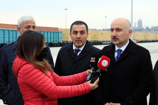 Bakan Karaismailoğlu Kars Lojistik Merkezi'nde