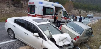 Eskişehir'de otomobiller çarpıştı: 5 yaralı