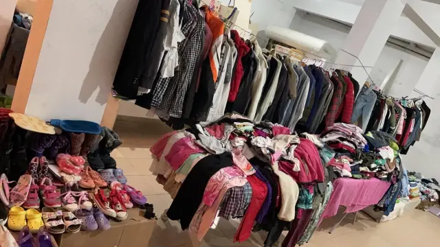 İsviçre'de yaşayan yardımsever, memleketi Karacabey'de ihtiyaç sahipleri için kermes düzenliyor