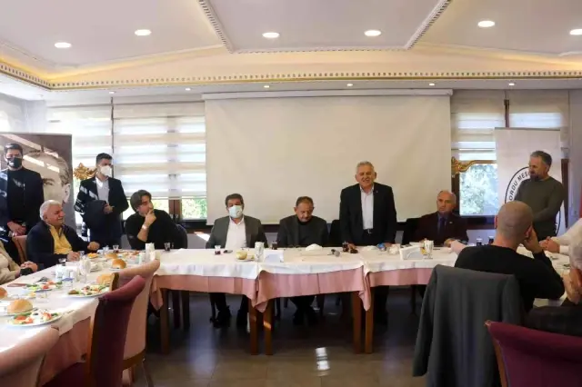 Başkan Büyükkılıç, İstanbul''da Kayseri Mantı Festivali ne katıldı