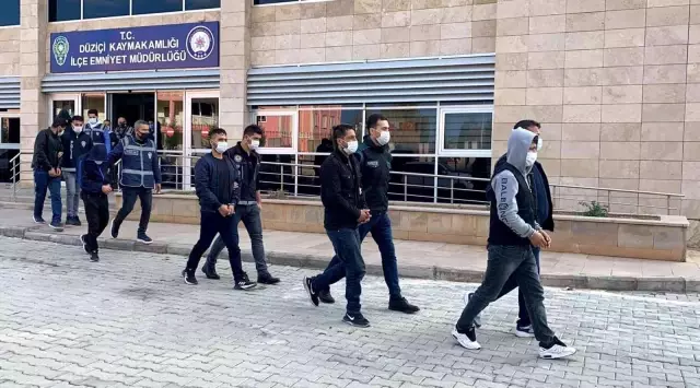 Uyuşturucu operasyonunda gözaltına alınan 18 zehir taciri tutuklandı