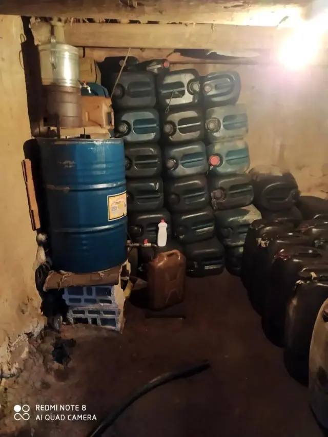Van'da 2 bin 800 litre kaçak akaryakıt ele geçirildi