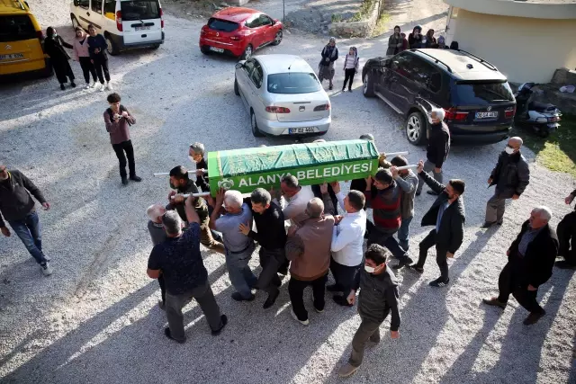 Antalya'da aracın çarpması sonucu ölen iki bisikletlinin son görüntüleri ortaya çıktı