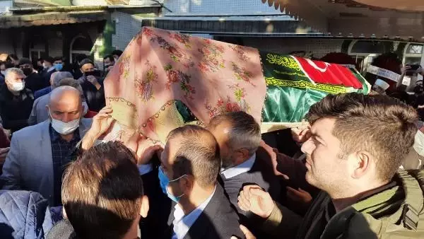 Başı taşla ezilen Ayşegül'ün cenazesinde babanın sözleri yürekleri dağladı: Rüyalarımda göreceğim seni