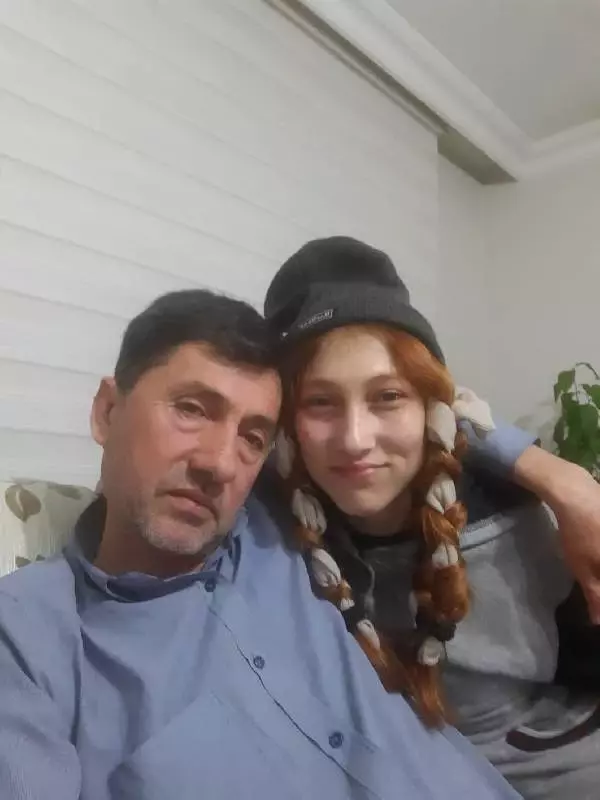 Başı taşla ezilen Ayşegül'ün cenazesinde babanın sözleri yürekleri dağladı: Rüyalarımda göreceğim seni