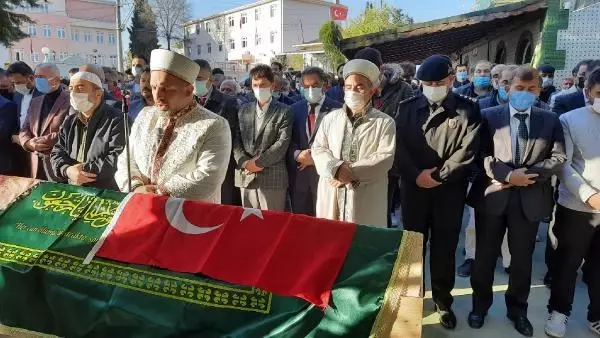 Başı taşla ezilen Ayşegül'ün cenazesinde babanın sözleri yürekleri dağladı: Rüyalarımda göreceğim seni