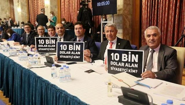 Bakan Soylu: Kılıçdaroğlu, ByLock kullanan vekilleri açıklasın, ben de 10 bin dolar alan siyasetçiyi açıklarım
