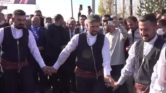 Binali Yıldırım, cami, yurt ve öğretmenevinin açılış töreninde konuştu (2)