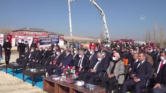 Binali Yıldırım okul inşaatı temel atma töreninde konuştu