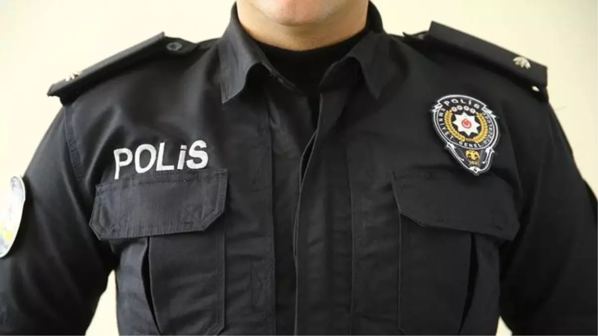 Bir siyasetçiye ait kişisel verileri paylaşan polis memuru görevden uzaklaştırıldı