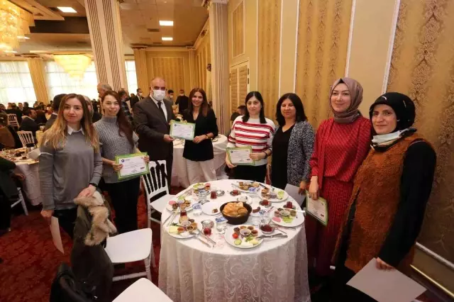 Canik'te öğretmenlerin adına fidan dikildi