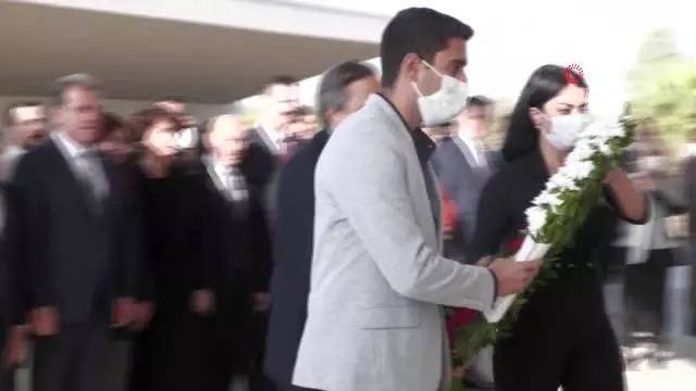 CHP'li Belediye Başkanları, Meclis Başkanı Sennaroğlu ziyaret etti