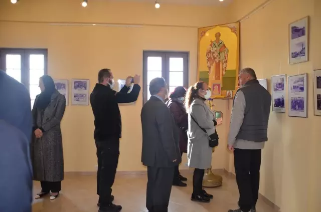 GELİBOLU'DAKİ RUS ANITI'NDA BEYAZ RUS ANMASI