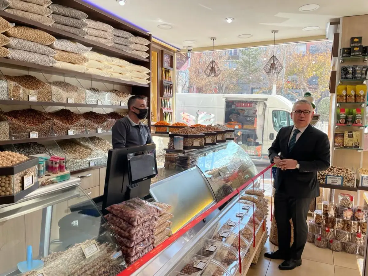Niğde Valisi Şimşek, esnafı ziyaret etti